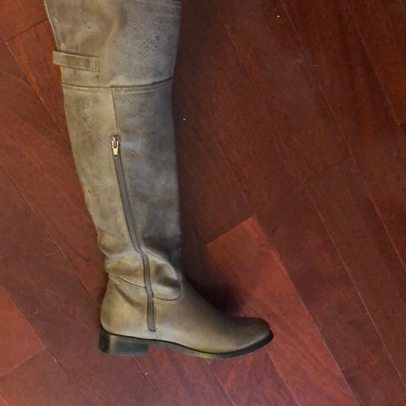 Knee High Distressed Riding Boots - Picture 5 of 5